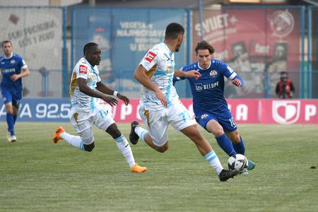 Rijeka - Slaven Belupo 2-1 (Prince Ampem, Banda / Mioč): Frigan ni